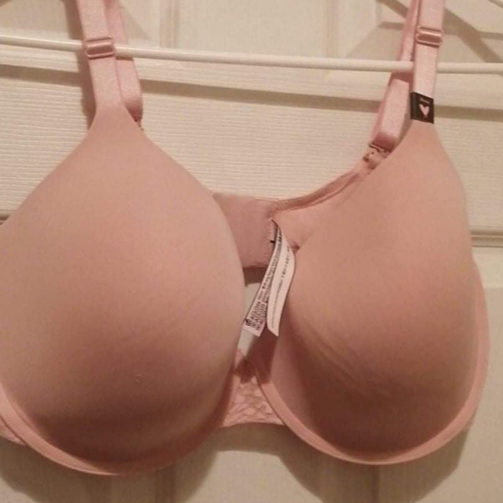 VICTORIA SECRETS BRA PADED